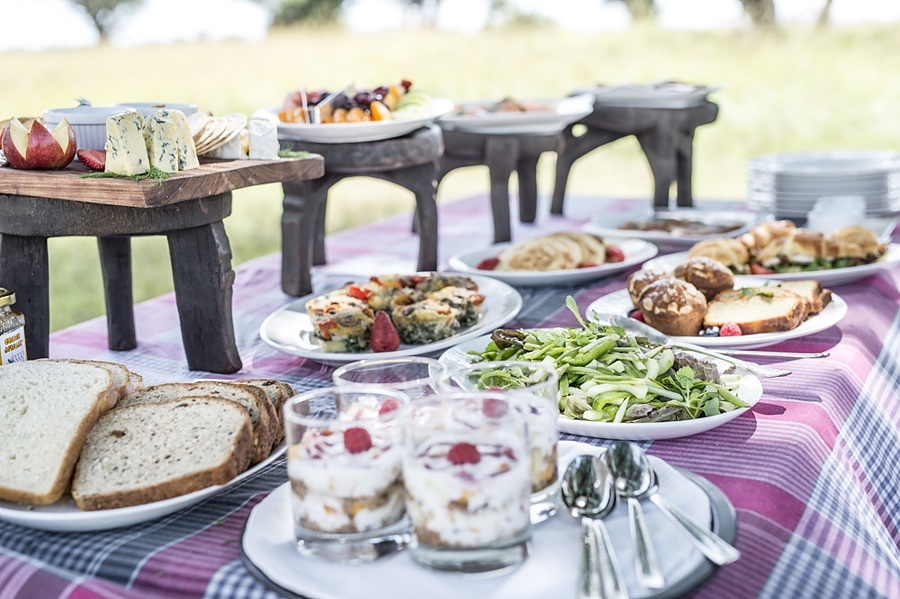 Bush breakfast at Singita Grumeti